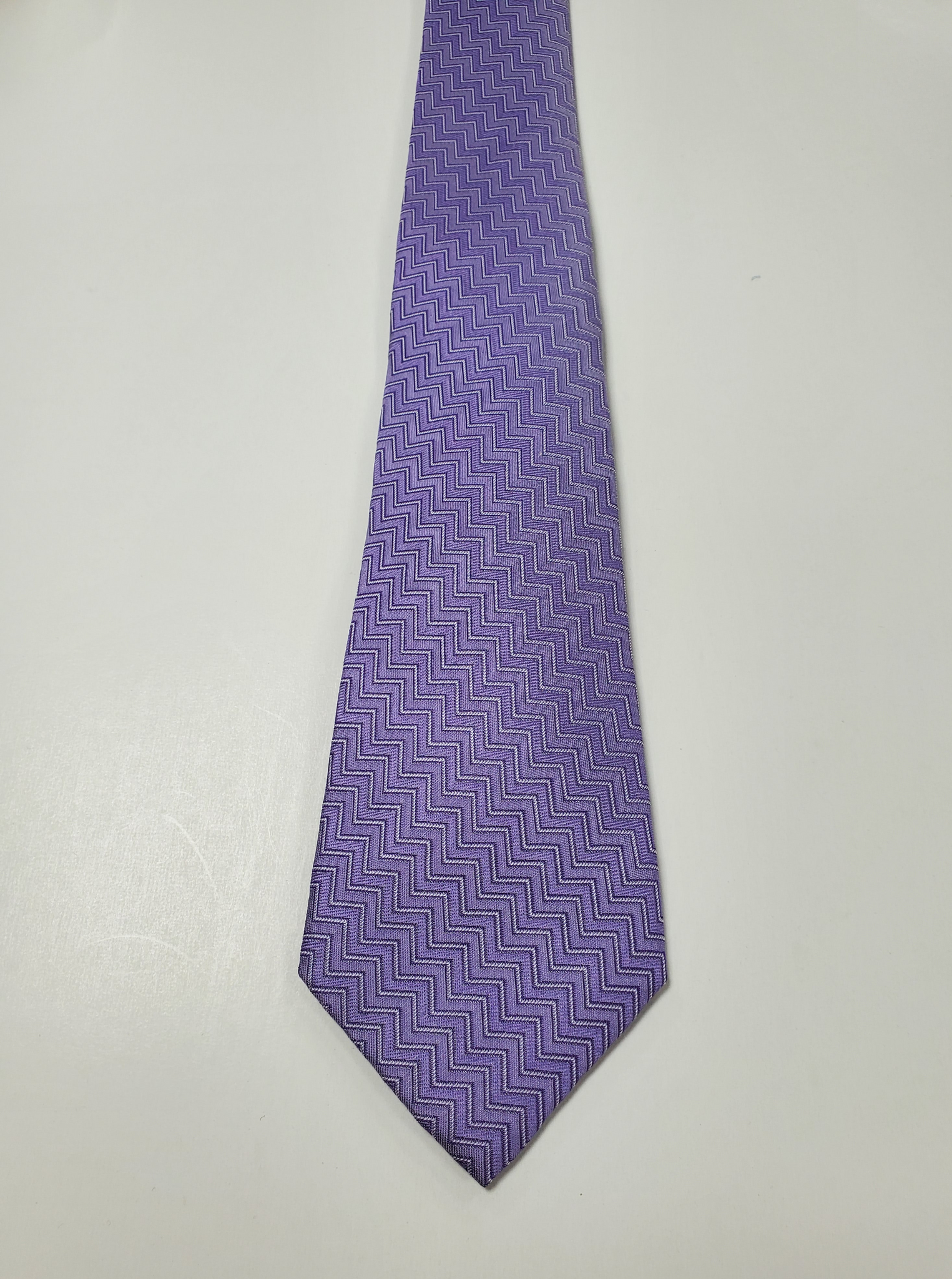 7-Fold Light Purple ZigZag Silk Tie